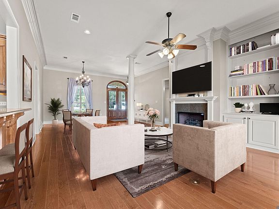 3rd image of 12338 Oak Brook Dr