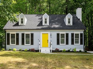 114 Antler Point Dr, Cary, NC 27513