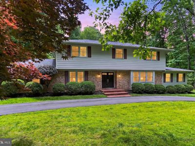 9507 Arnon Chapel Rd, Great Falls, VA, 22066