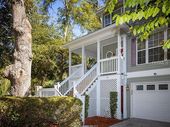3rd image of 58 Victoria Square Dr