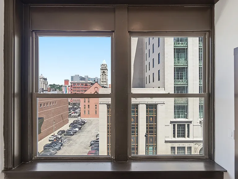 907 Main St #10 — Photo 25