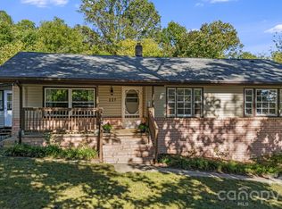 227 Cedar Hill Rd, Asheville, NC 28806