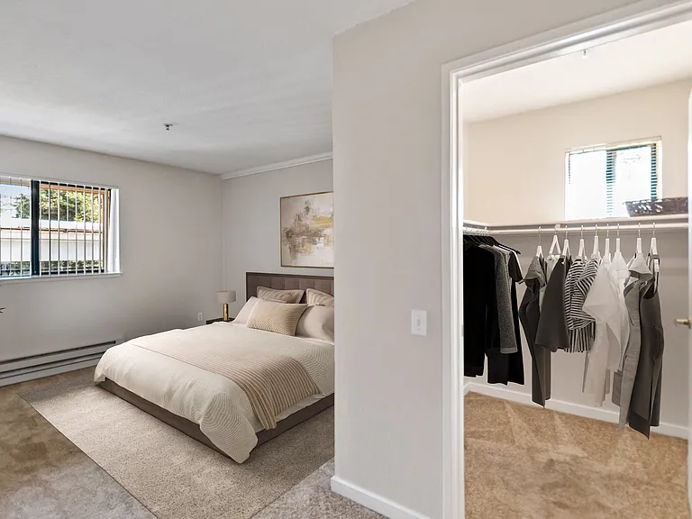 Del Norte Place Apartment Homes — Photo 5