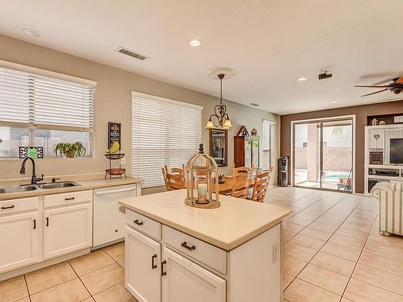 5th image of 25820 N 67th Dr