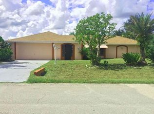121 Edward Ave, Lehigh Acres, FL 33936