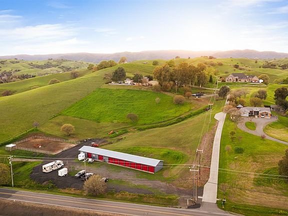 4th image of 7413 English Hills Road