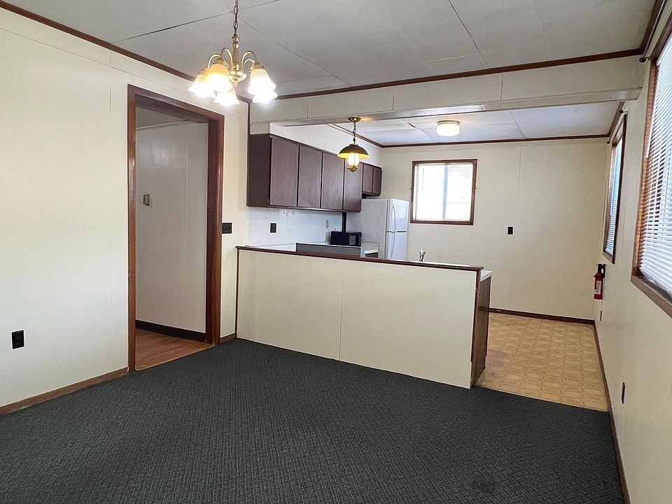 Living Room/Kitchen