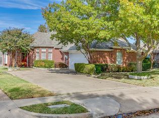 2205 Timberline Dr, Carrollton, TX 75007
