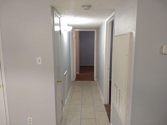 3rd image of 12615 Brookglade Cir Unit 413