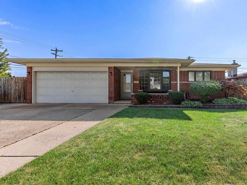 1st image of 34896 Beaver Dr