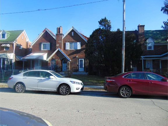 5th image of 1604 E Duval St
