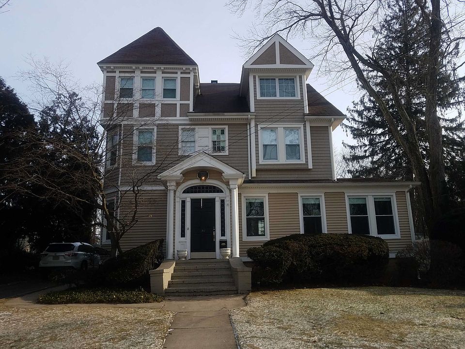 1st image of 157 Prospect Ave