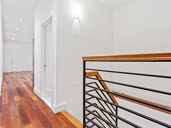 4th image of 53 Mac Donough St #1C