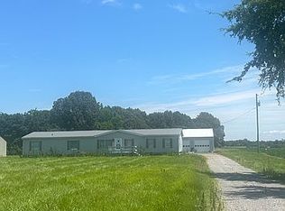 1631 Slickback Rd, Benton, KY 42025
