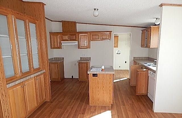 2nd image of 30518 Hamilton Rd