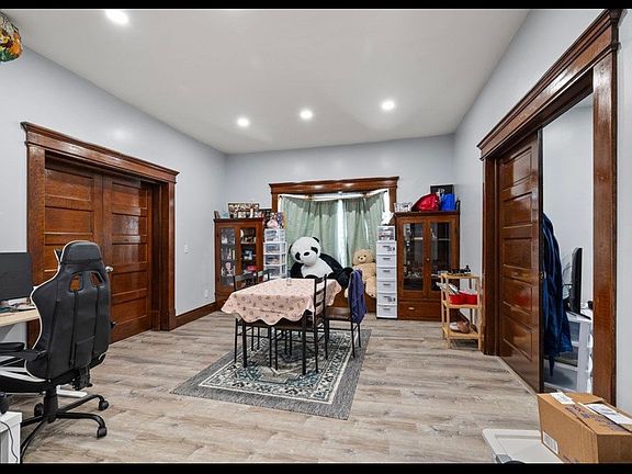 4th image of 469 Cleveland Ave #2