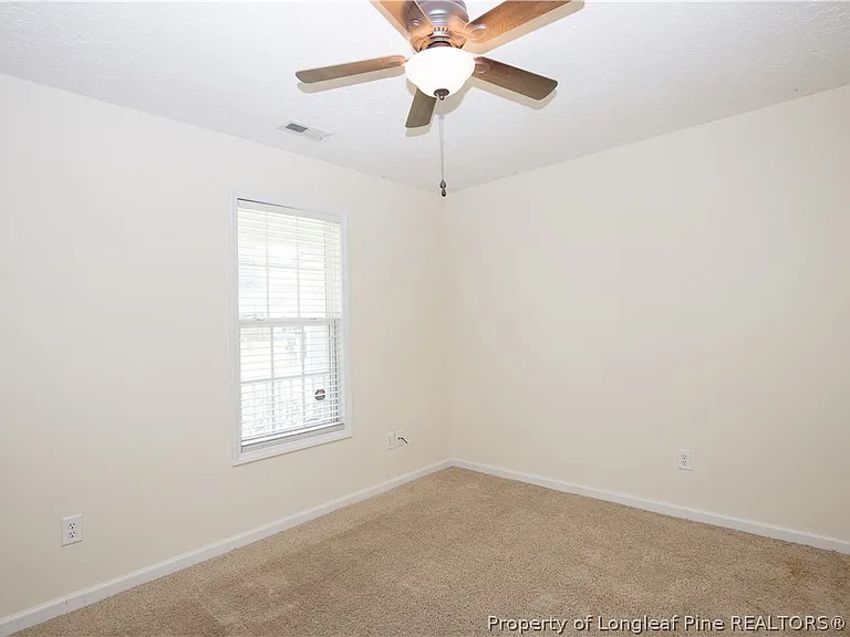 112 Raymond St — Photo 20