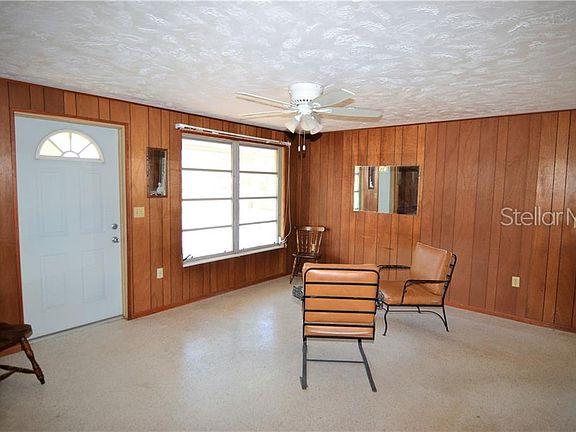 5th image of 888 E 6th St