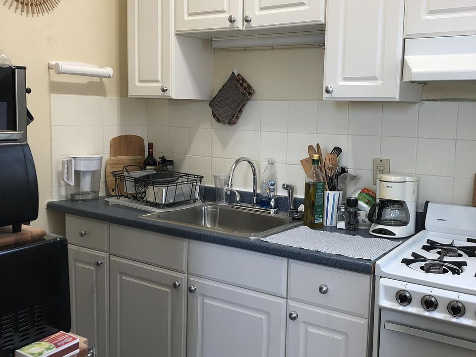 2nd image of 1330 Commonwealth Ave #10-1