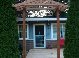 18503 36th Pl NE, Lake Forest Park, WA 98155