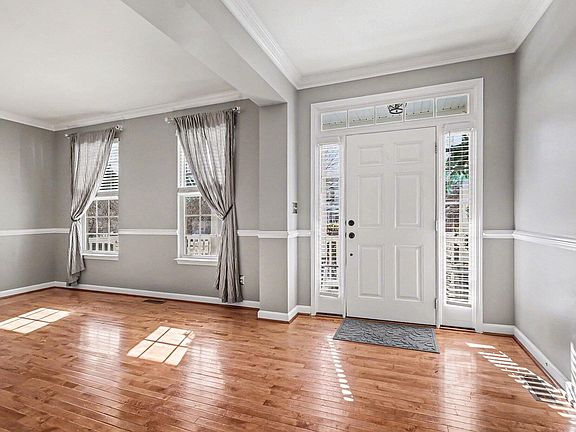 4th image of 120 Magnolia Meadow Way