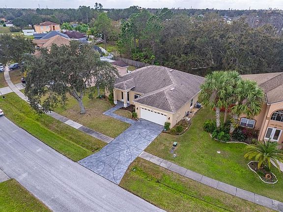5th image of 551 Pinehurst Cv