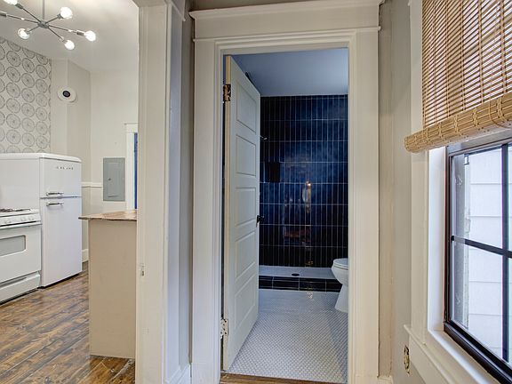 3rd image of 1220 Snowden Ave APT 2