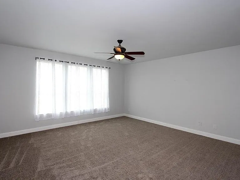 3500 Delaney Dr — Photo 13