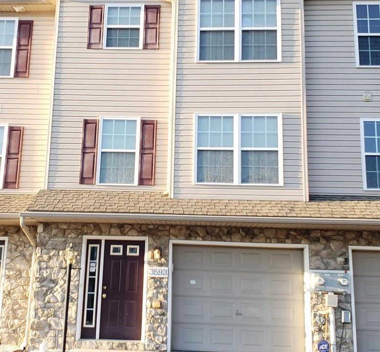1st image of 3593 Pinecrest Ct