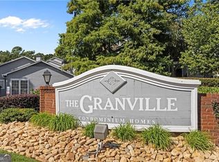 640 Granville Ct, Sandy Springs, GA 30328