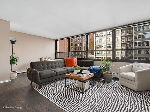 5th image of 33 E Cedar St APT 7G