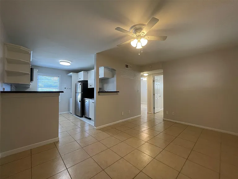 1502 Heights Blvd #9 — Photo 2