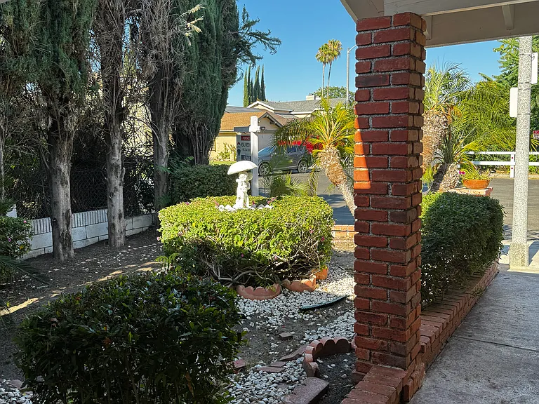 7427 Tunney Ave — Photo 3