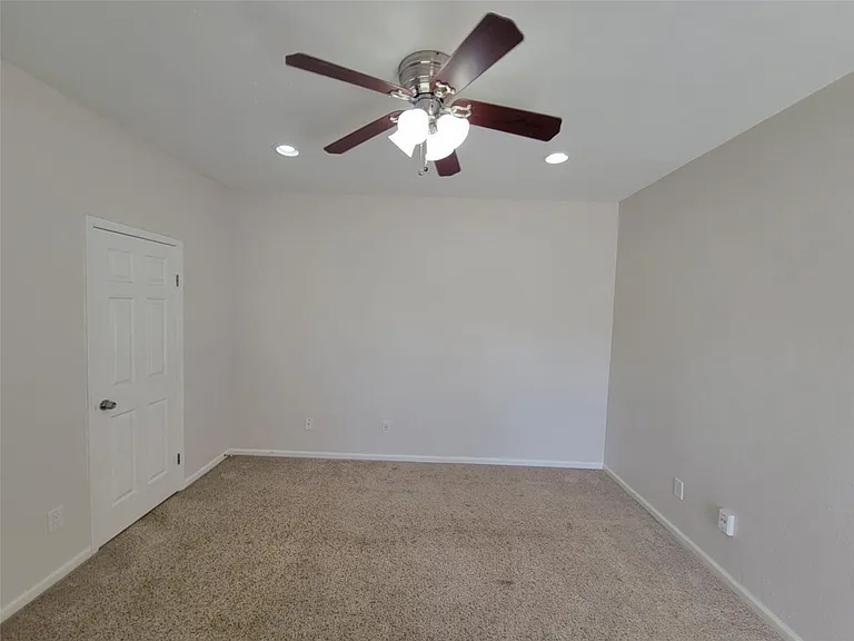 2025 Augusta Dr #303 — Photo 21