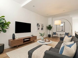 326 W 19th St, New York, NY 10011