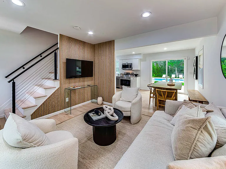 17 Joshua Edwards Ct — Photo 4