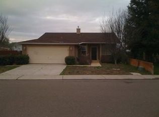9741 Driftwood Ave, Delhi, CA 95315