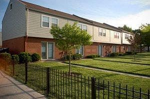 3rd image of 1207 Bristol Ln #24681