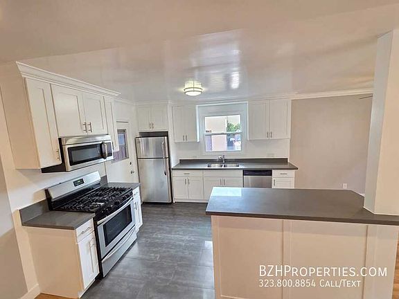 2nd image of 5329 Vantage Ave APT 3