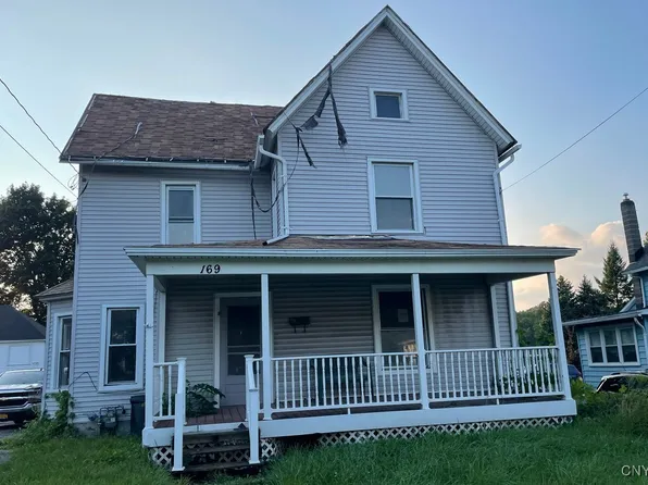 169 Main St N, Perry, NY 14530
