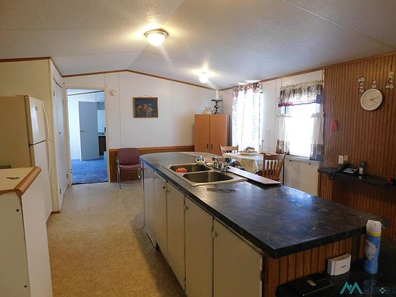 5th image of 825 Arrowhead Dr NW