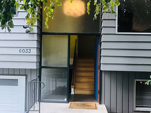 3rd image of 6033 NE 61st St