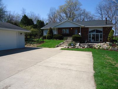 2453 Walton Rd, Niles, MI, 49120