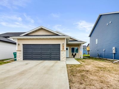 6745 67th Ave S, Horace, ND, 58047