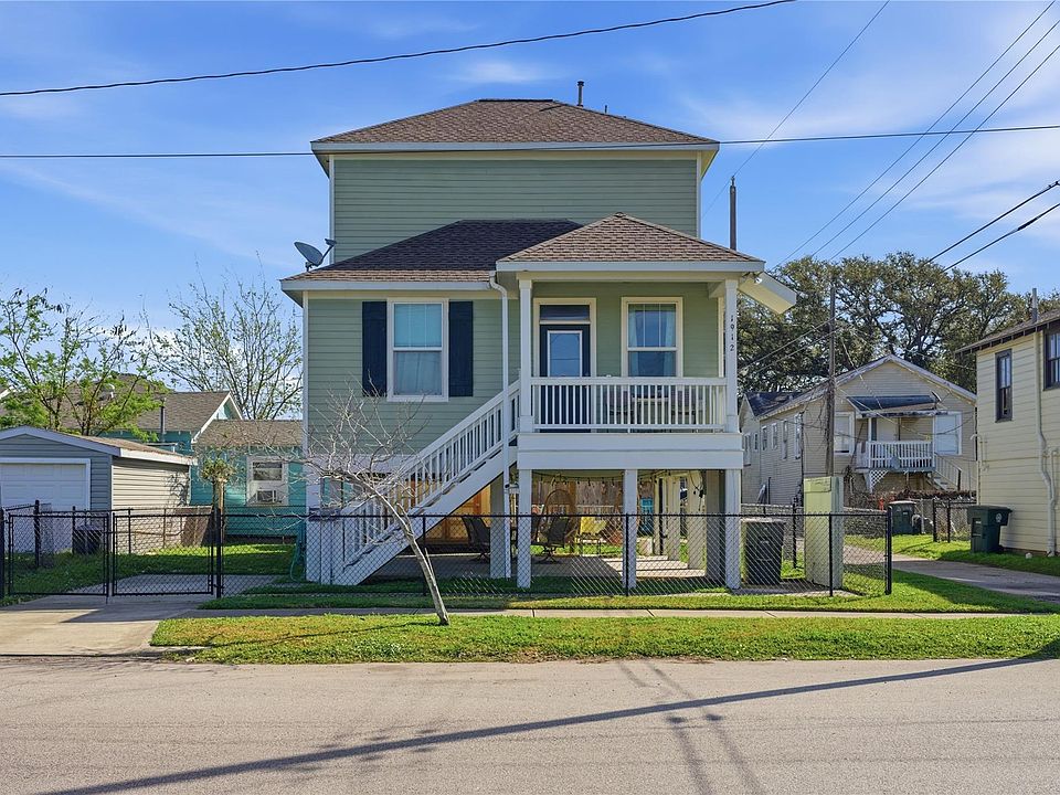 1st image of 1912 55th St