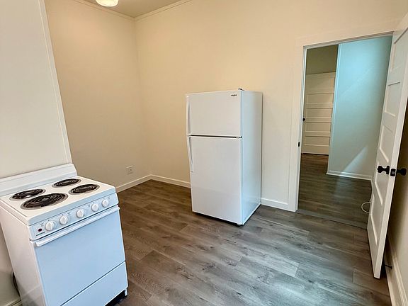 4th image of 1911 N Kilpatrick St APT 10