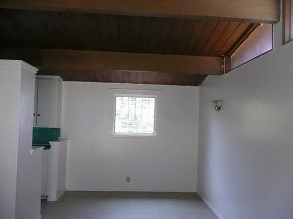 4th image of 225 S Avenue 57