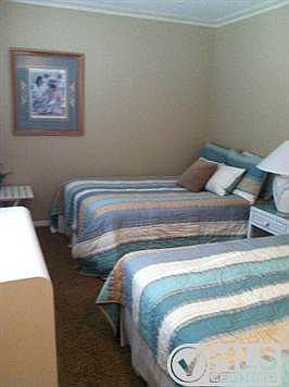 Guest bedroom