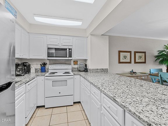 3rd image of 140 Monaco St Unit 106