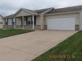 905 Warrior Rdg, Warrenton, MO 63383